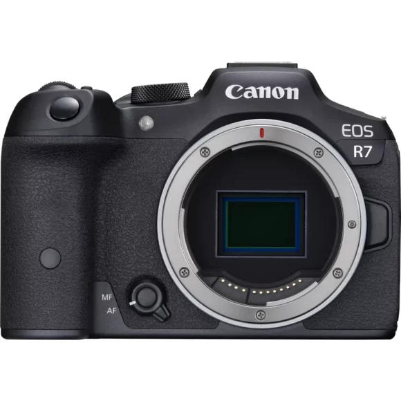 Cámara mirrorless Canon EOS R7 + objetivo RF-S 18-150mm F3.5-6.3 IS STM + objetivo RF-S 10-18mm F4.5-6.3 IS STM