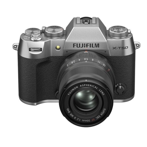 FUJIFILM X-T50 + 15-45MM F3.5-5.6 (COLOR PLATA)
