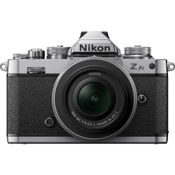 NIKON Z FC + 16-50MM F3.5-6.3 VR