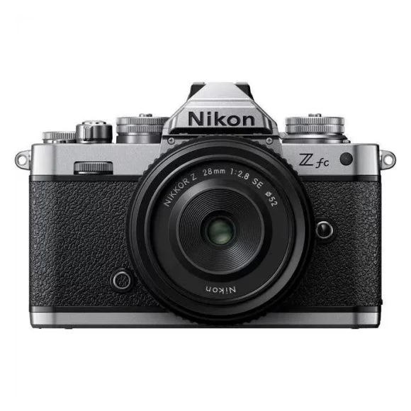 NIKON Z FC + 28/2.8 CÁMARA MIRRORLESS